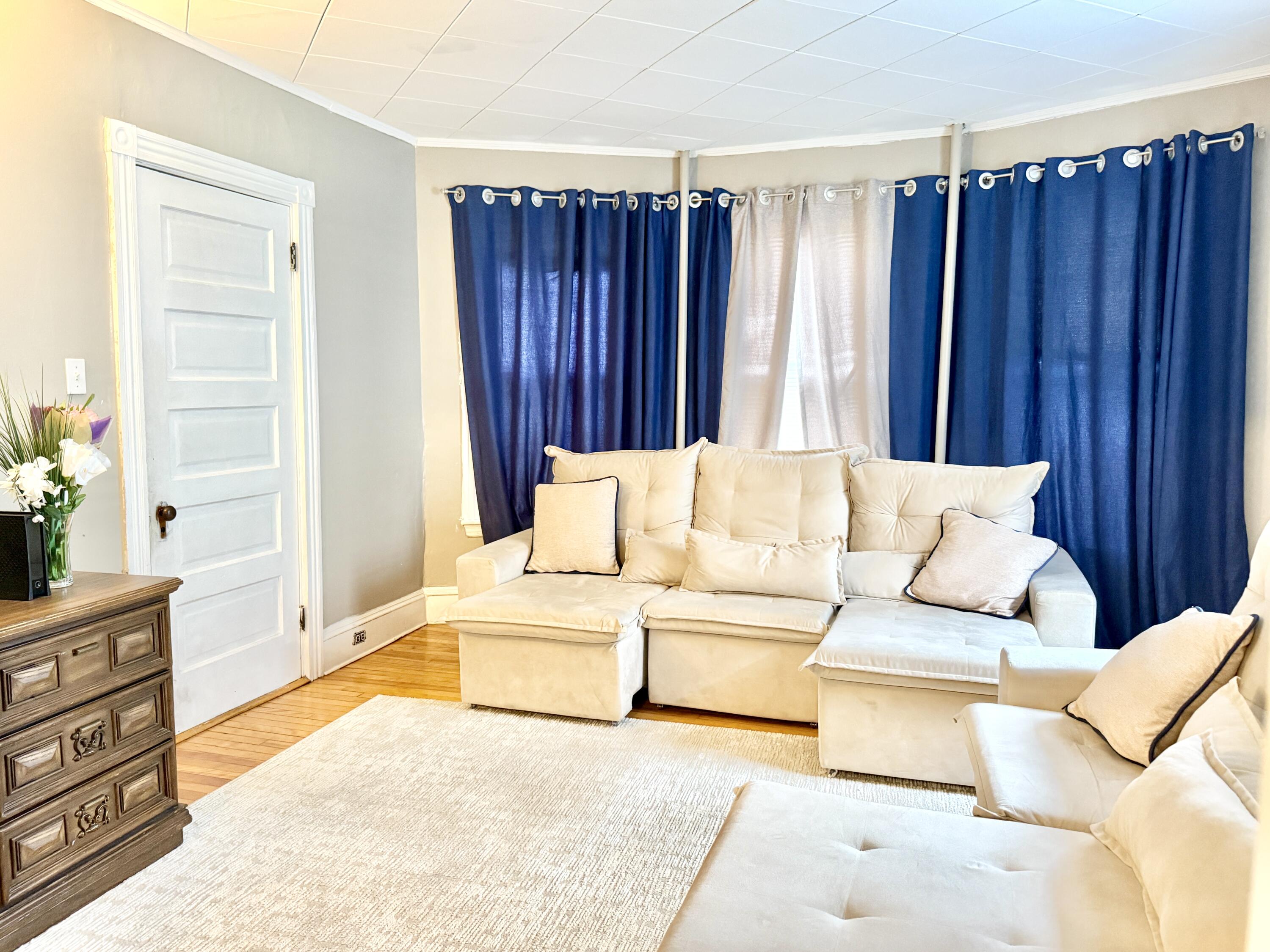 1542 Congress Street Portland ME 04102