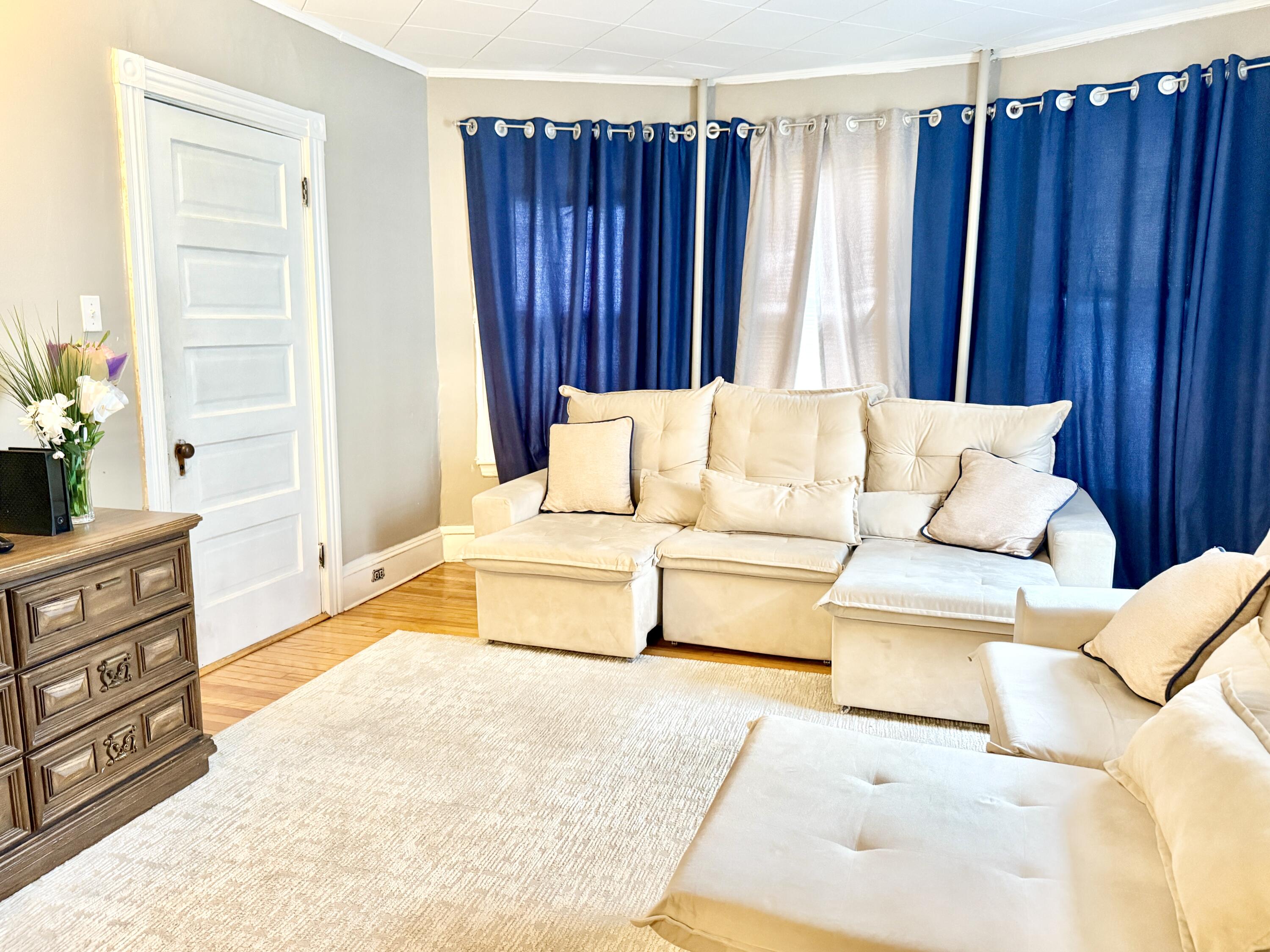 1542 Congress Street Portland ME 04102