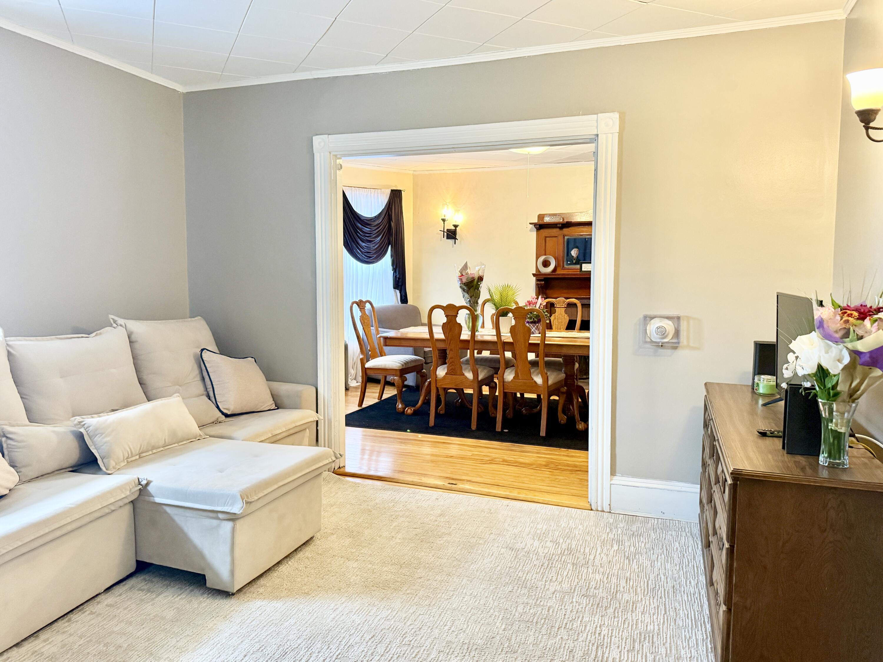 1542 Congress Street Portland ME 04102