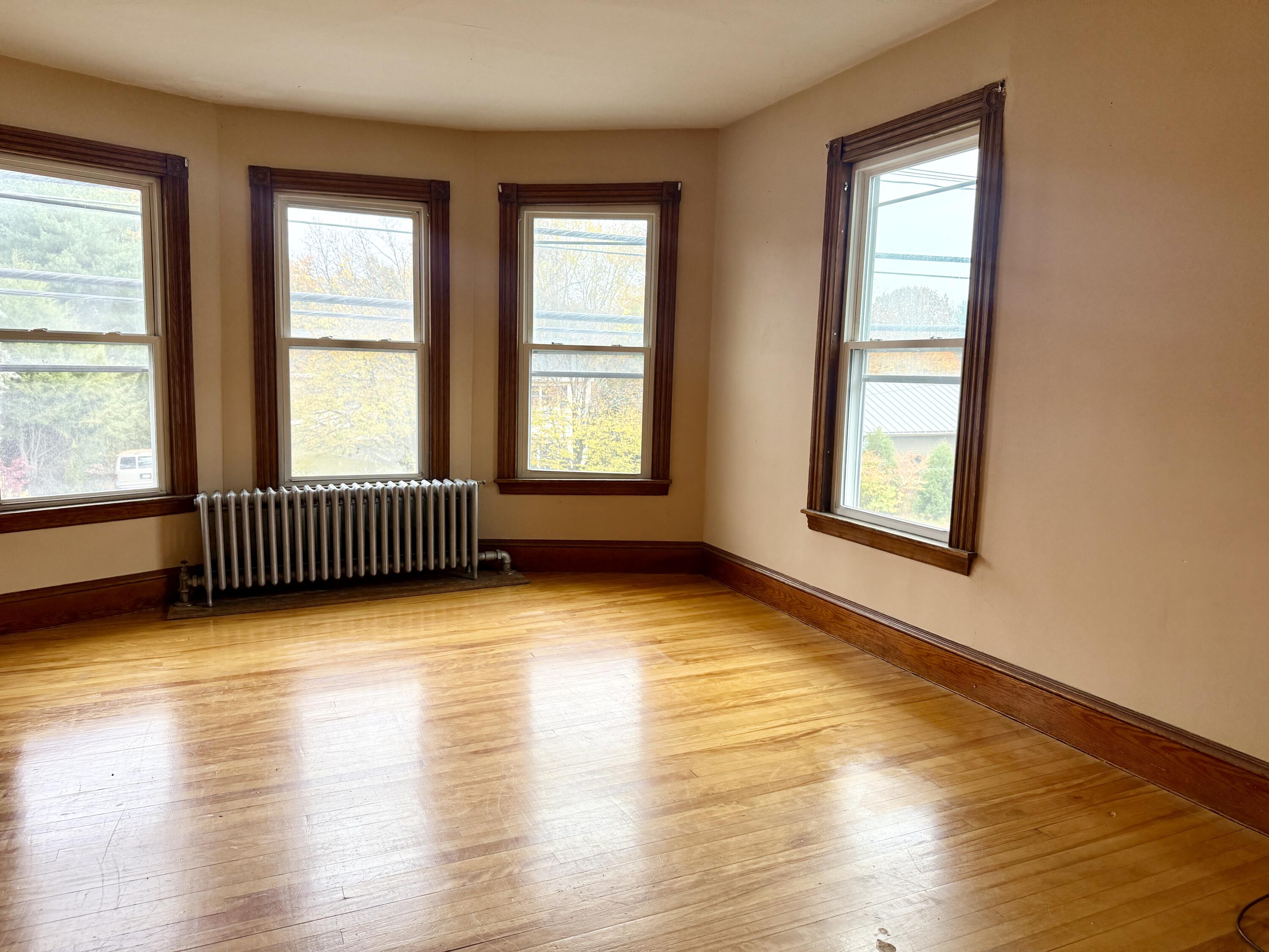 1542 Congress Street Portland ME 04102