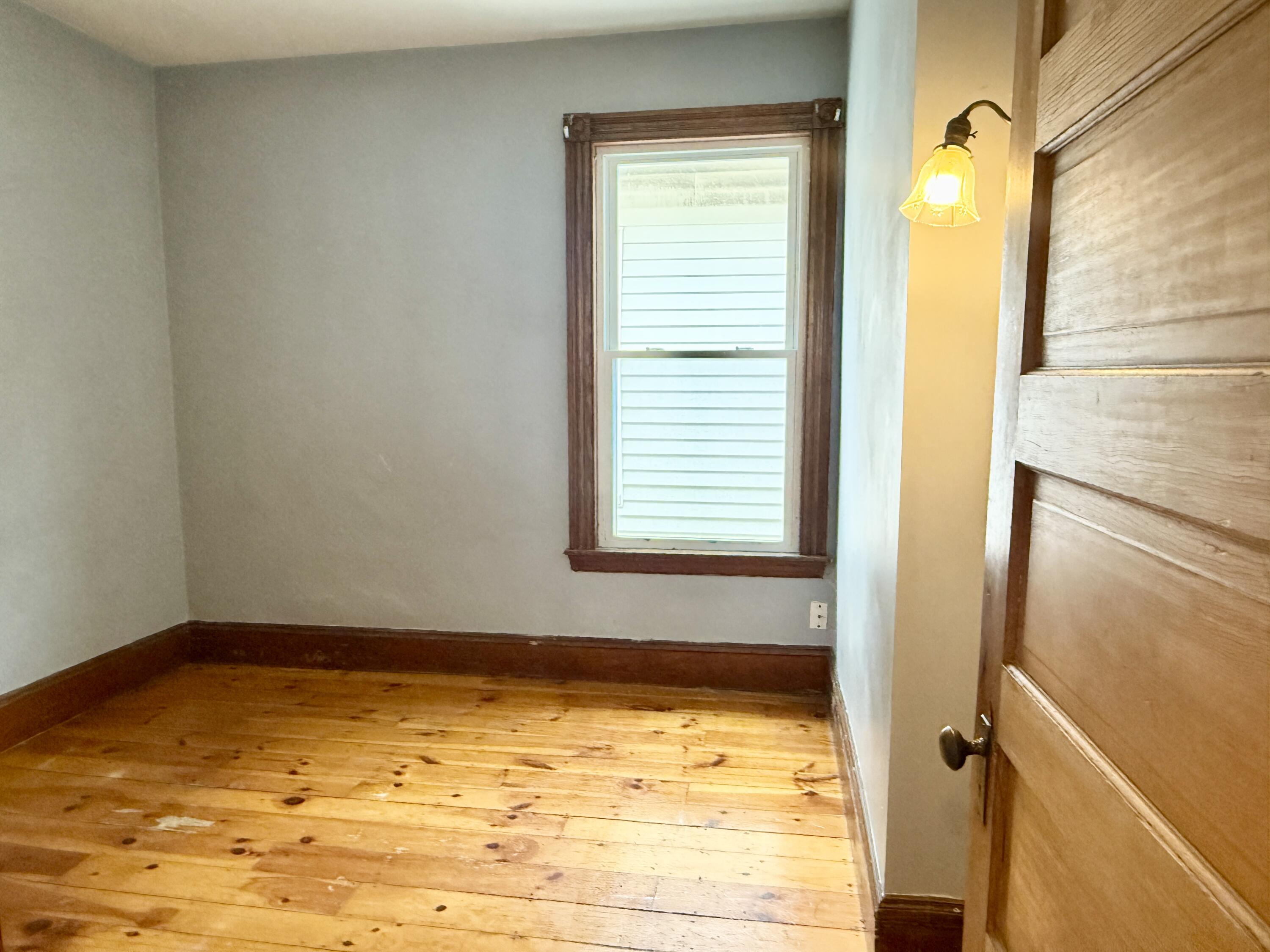 1542 Congress Street Portland ME 04102