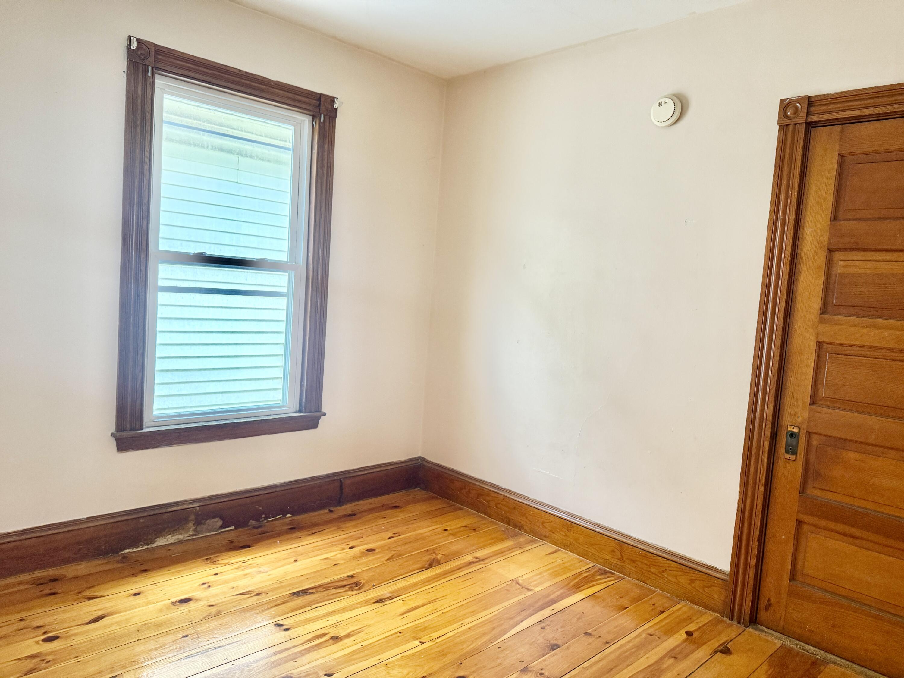 1542 Congress Street Portland ME 04102