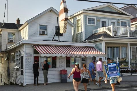 15 Summer Breeze York ME 03909