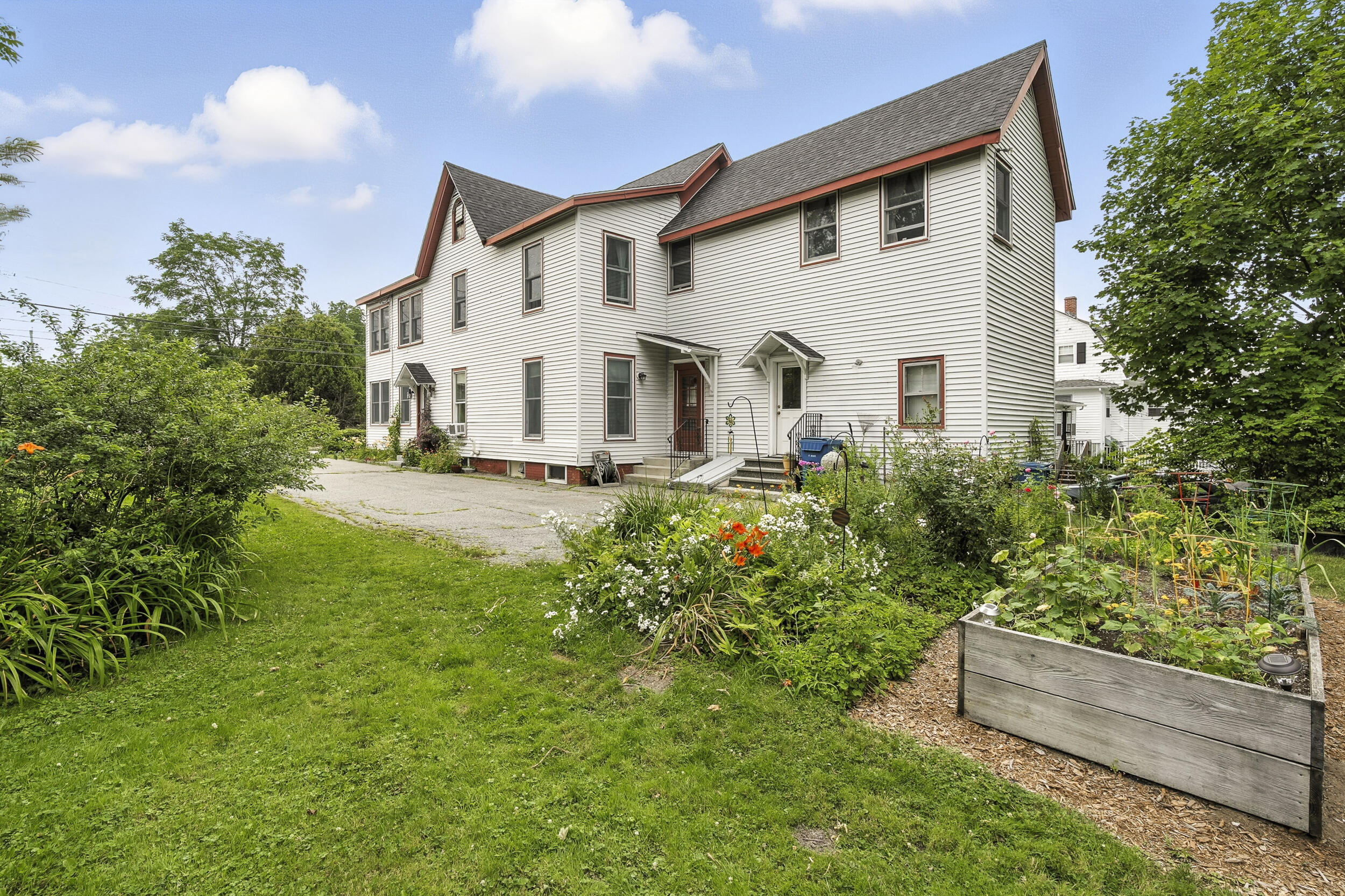 121 Ocean Avenue Portland ME 04103