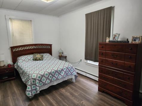 89 Oak Street Lewiston ME 04240