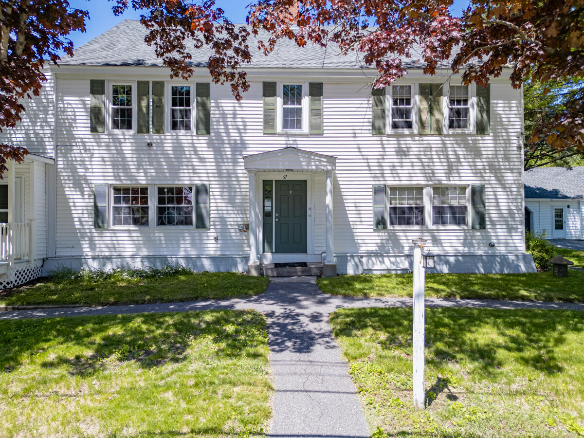 67 Winter Street Topsham ME 04086