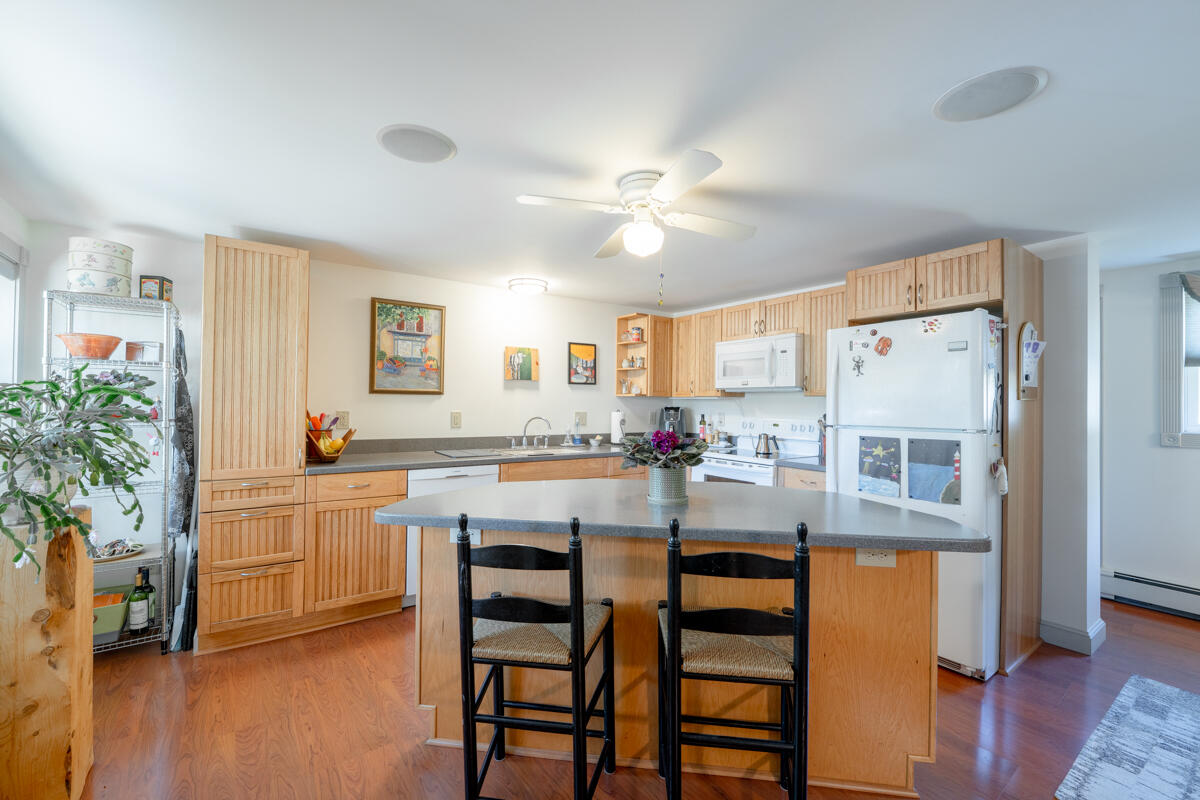 67 Winter Street Topsham ME 04086