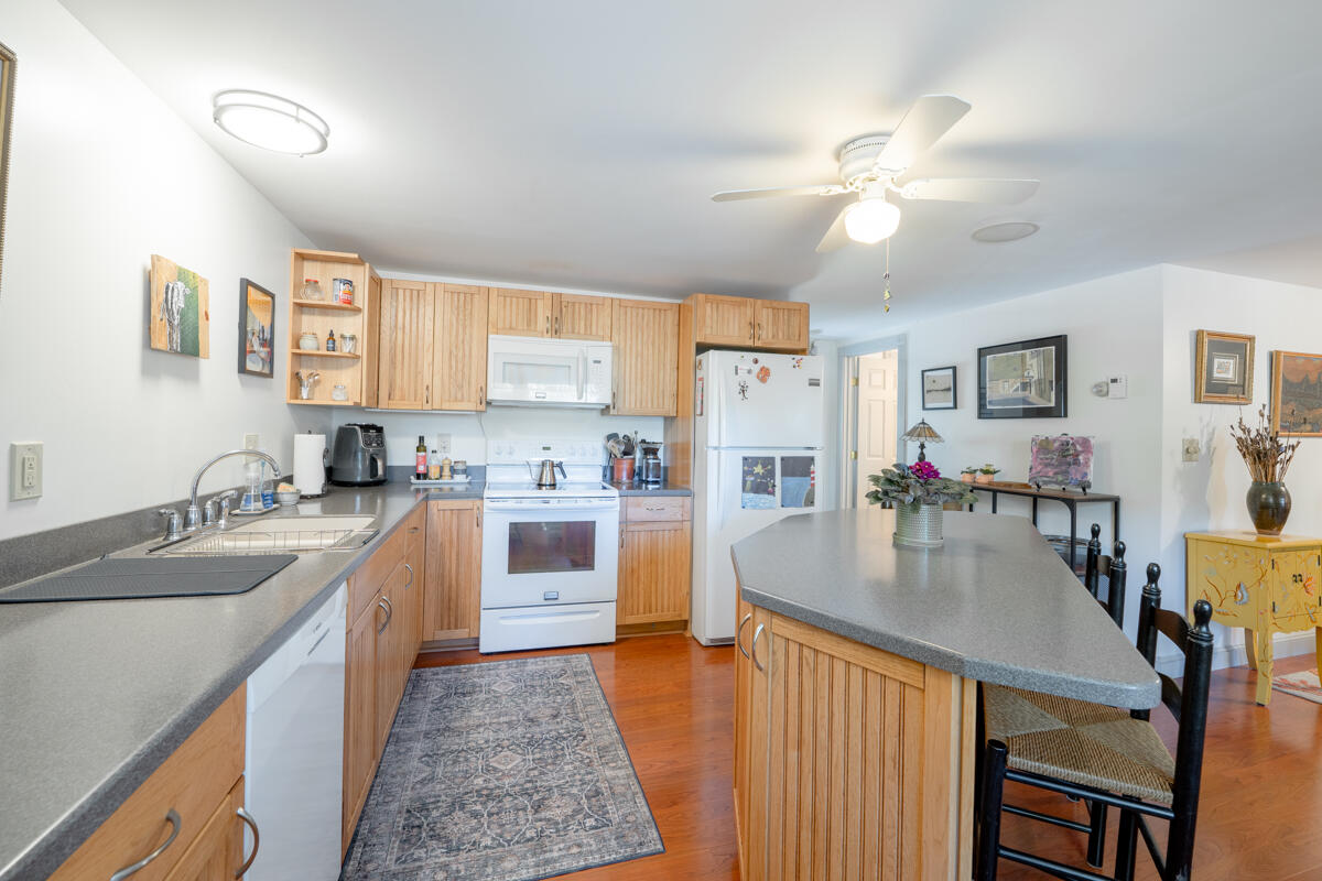 67 Winter Street Topsham ME 04086
