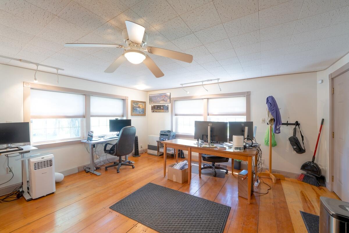 67 Winter Street Topsham ME 04086