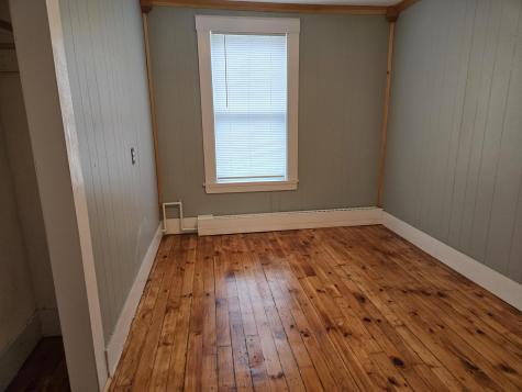 29 Falmouth Street Rumford ME 04276
