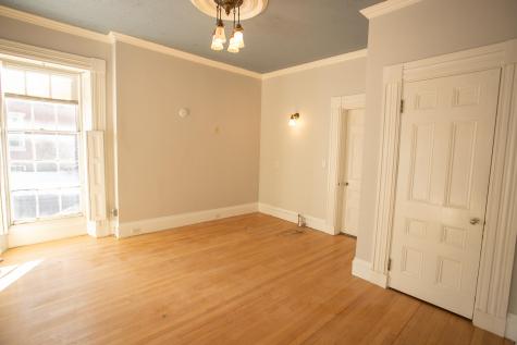 77 Broadway Bangor ME 04401