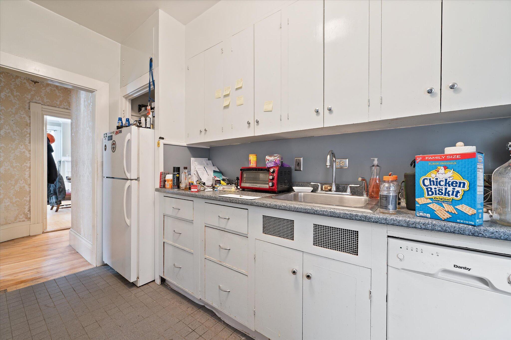 77 Broadway Bangor ME 04401