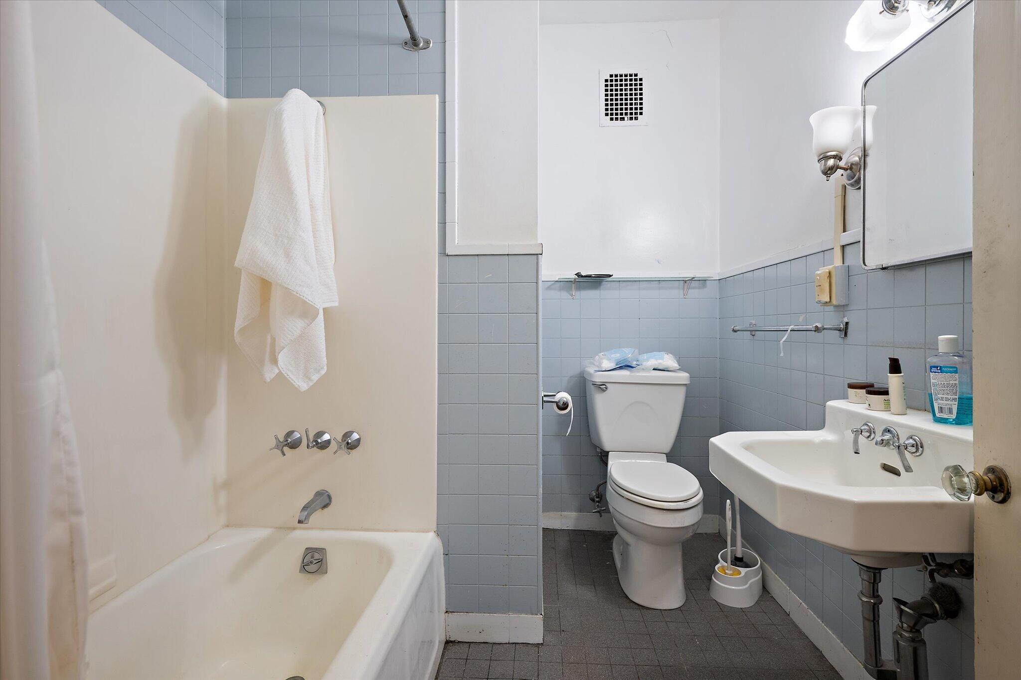 77 Broadway Bangor ME 04401