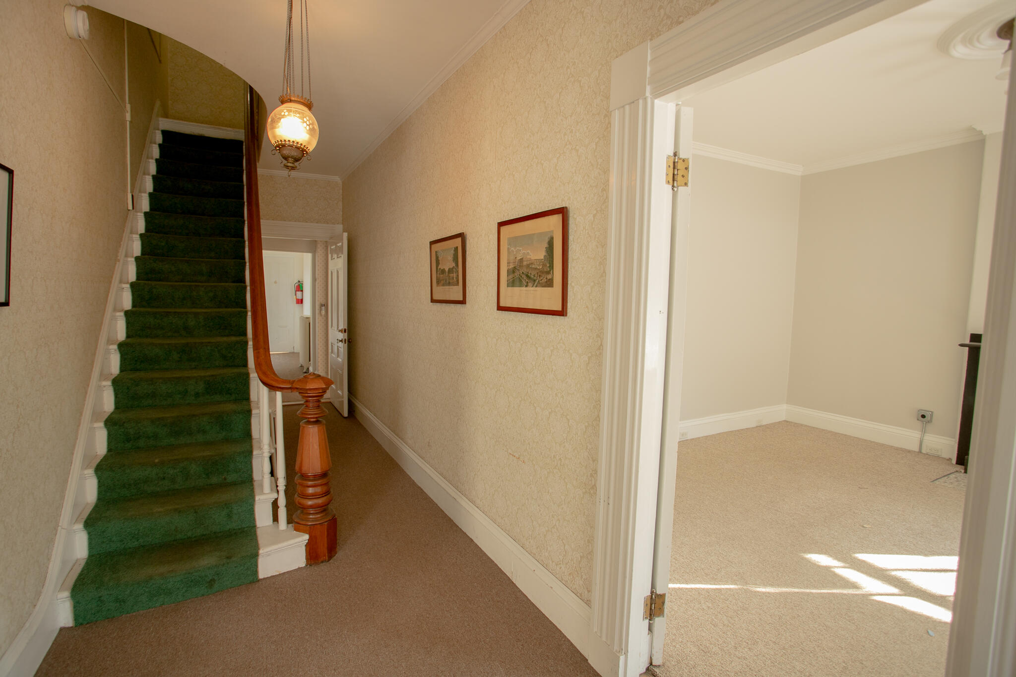 77 Broadway Bangor ME 04401