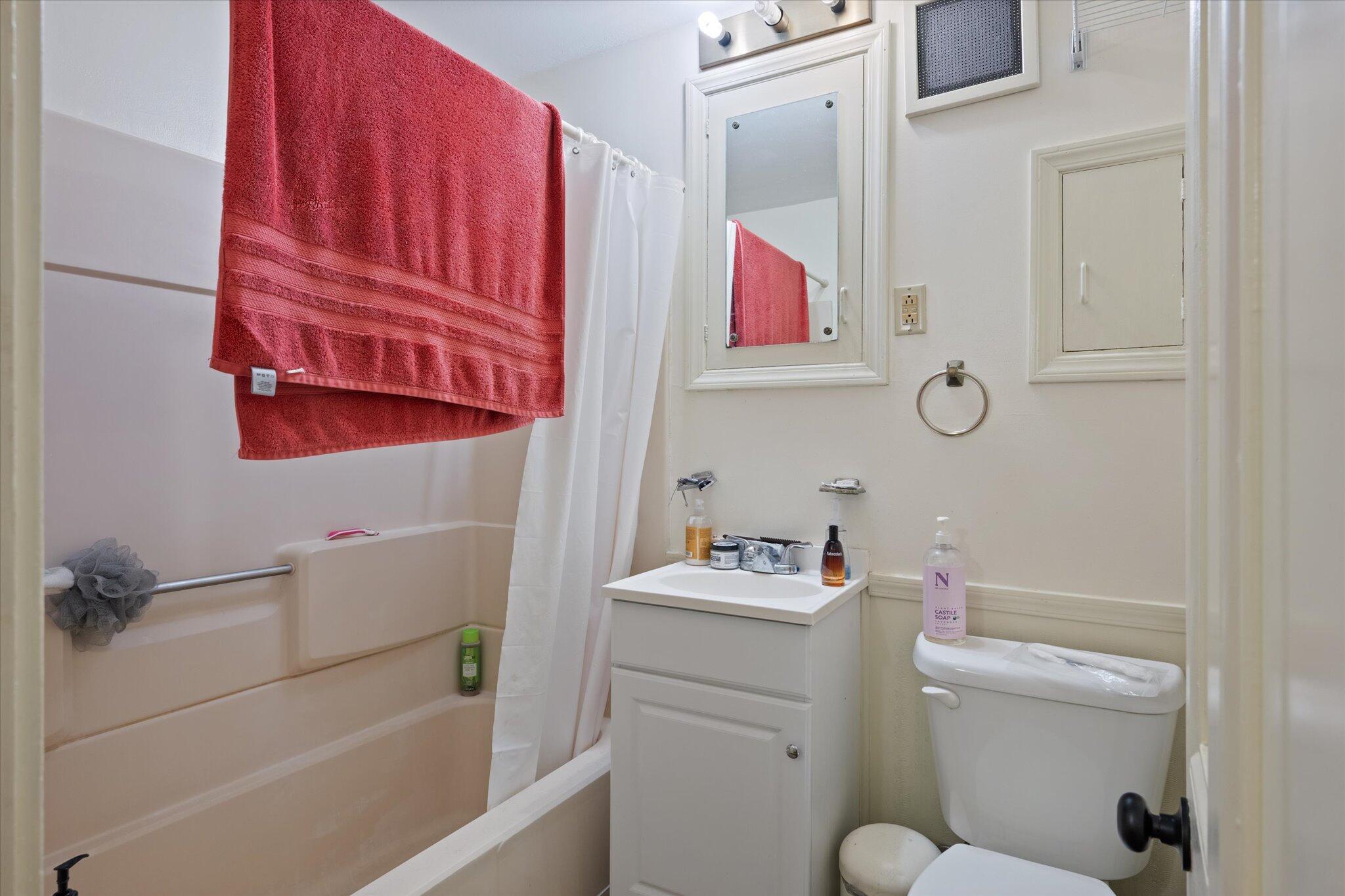 77 Broadway Bangor ME 04401