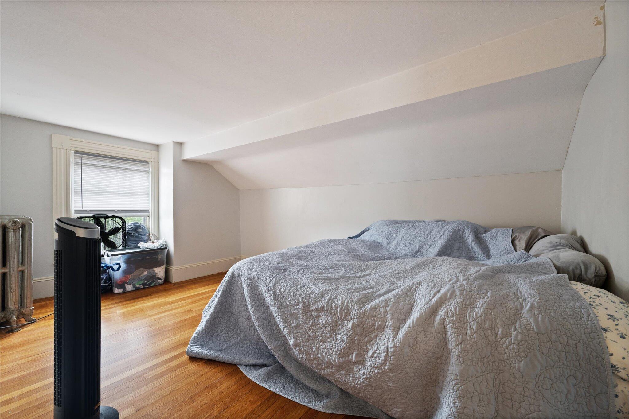 77 Broadway Bangor ME 04401