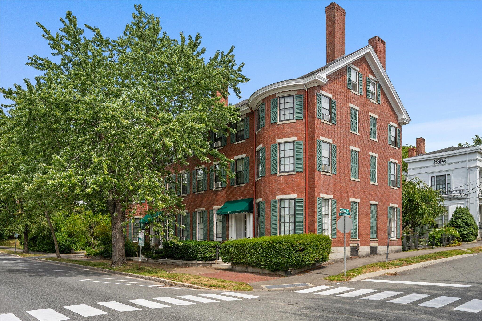 77 Broadway Bangor ME 04401