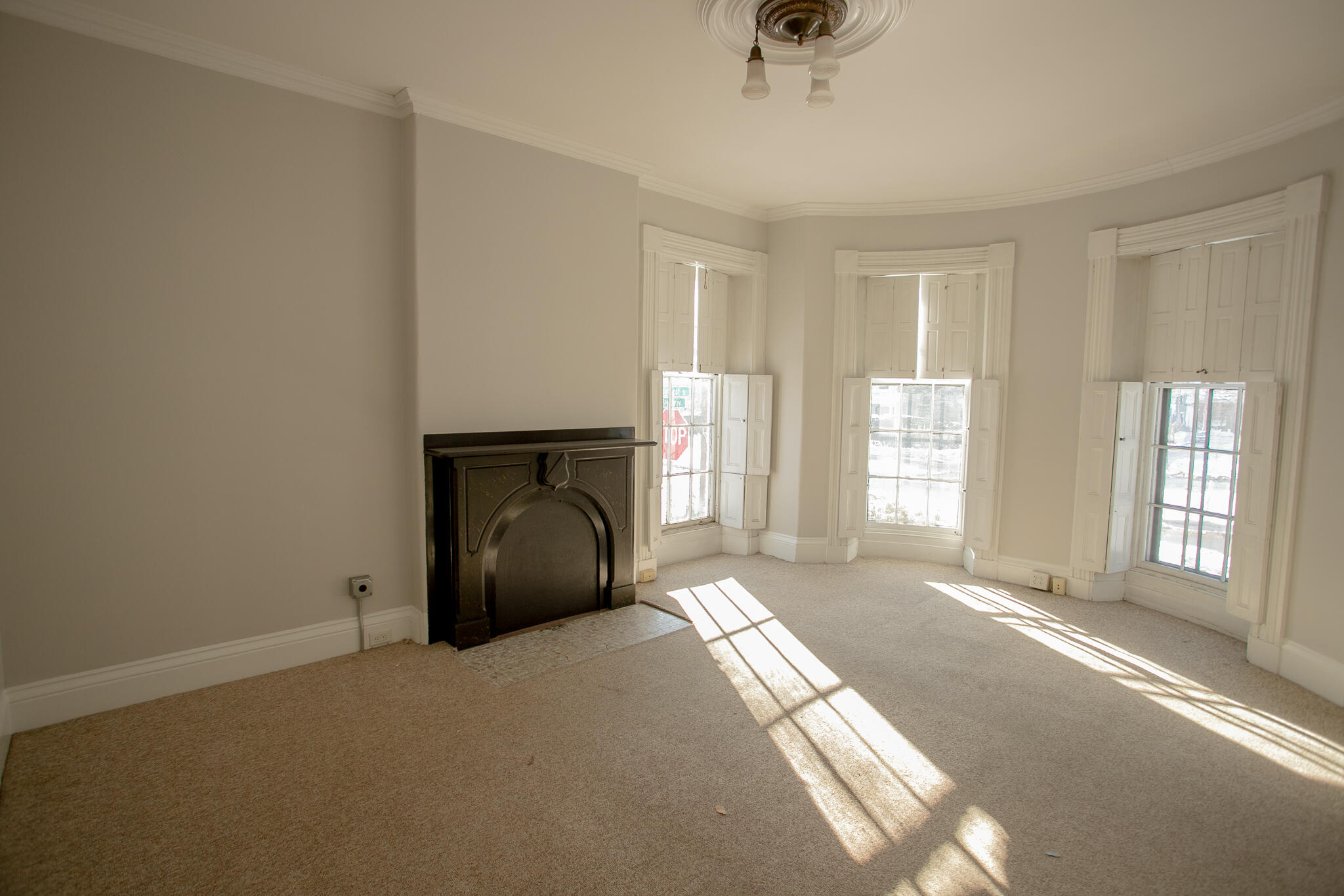 77 Broadway Bangor ME 04401