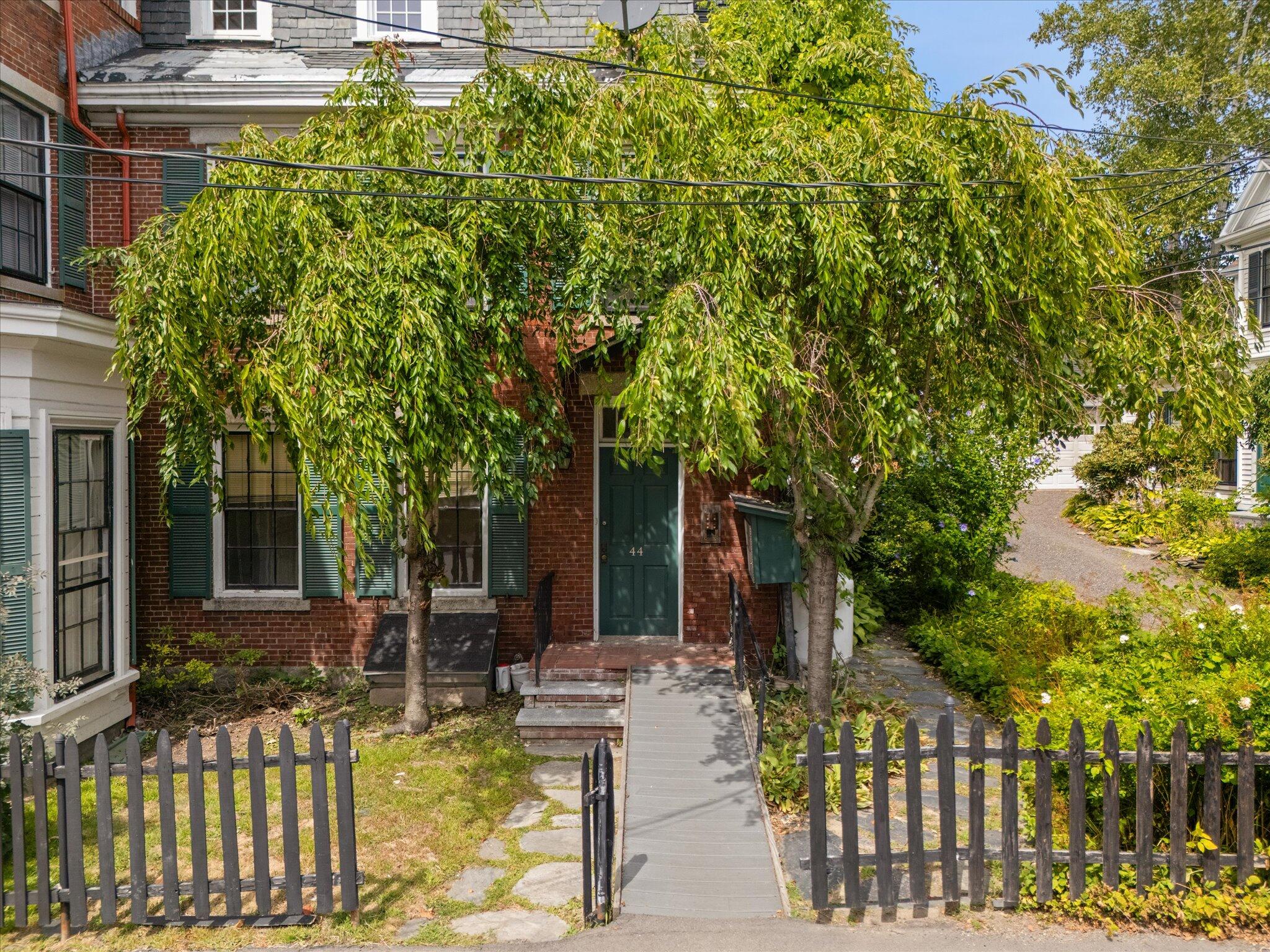 77 Broadway Bangor ME 04401