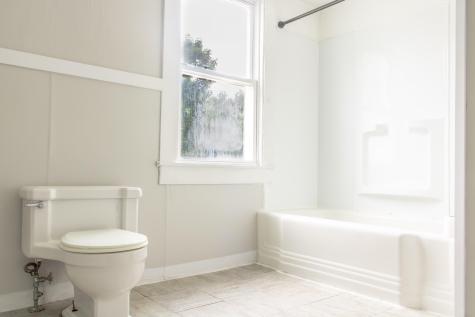 363 Shore Road Ellsworth ME 04605