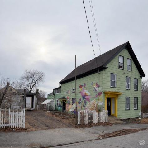 52 Smith Street Portland ME 04101