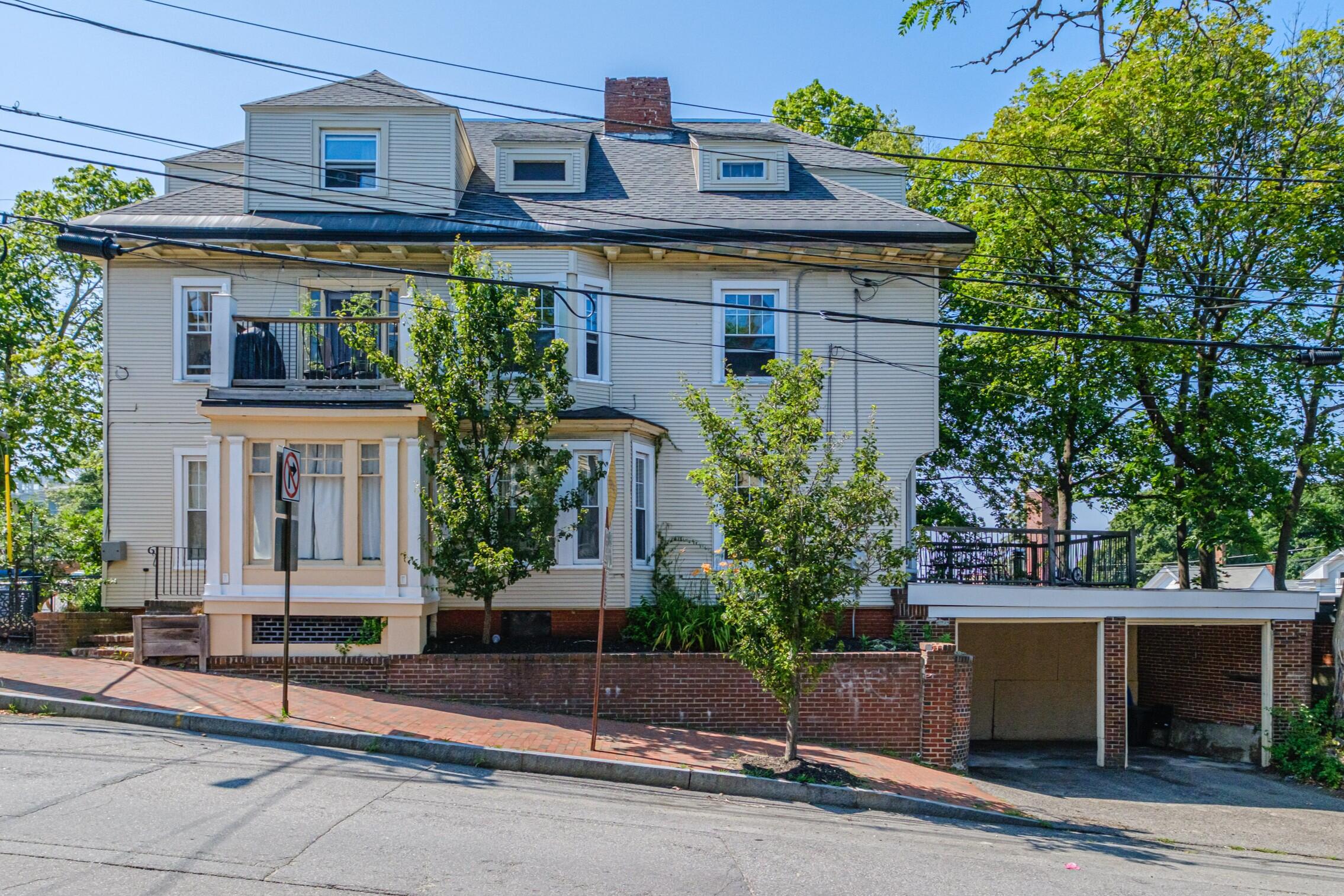 3 Crescent Street Portland ME 04102