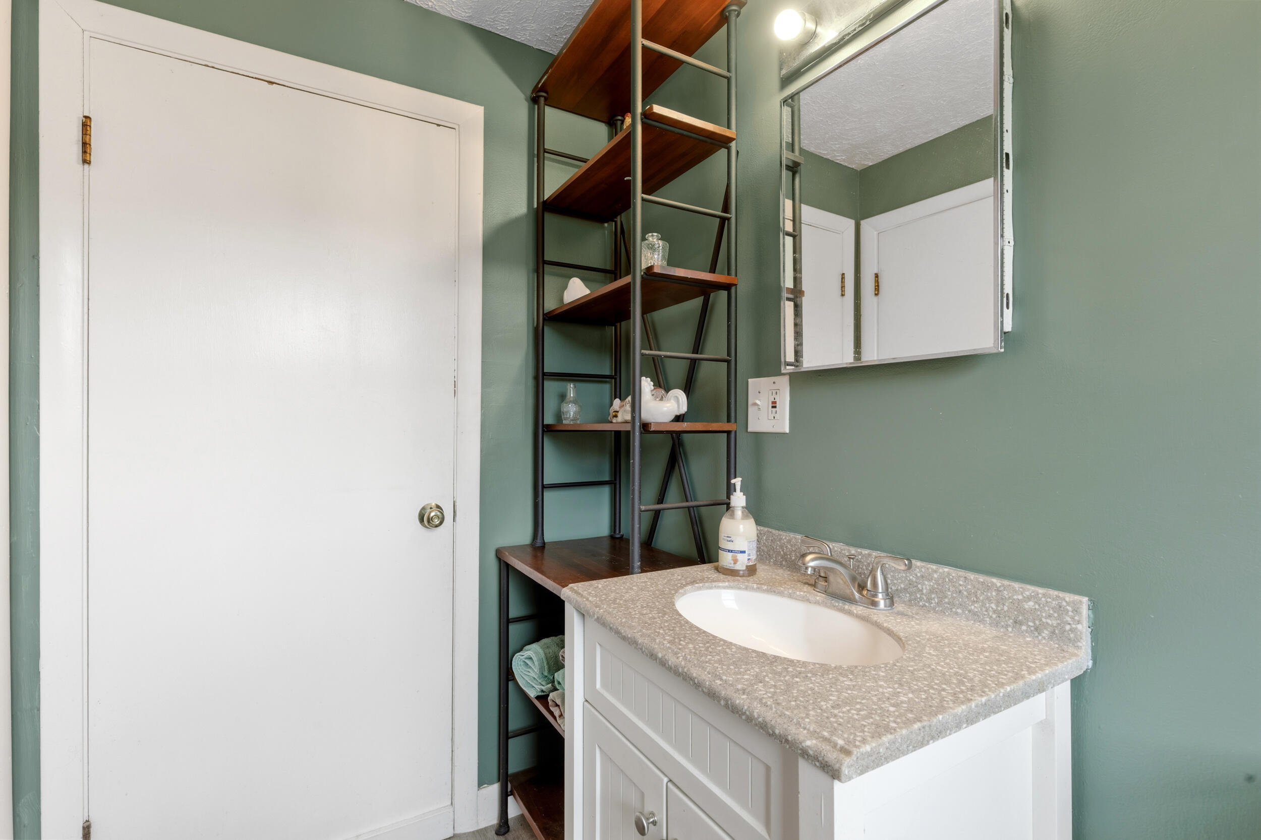 624 Hodsdon Road Pownal ME 04069