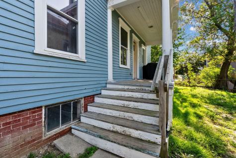 83 College Street Lewiston ME 04240