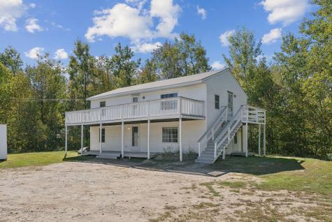 44 Memory Lane Arundel ME 04046