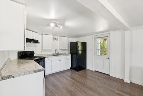 44 Memory Lane Arundel ME 04046