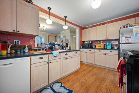 15 Grant Street Bangor ME 04401