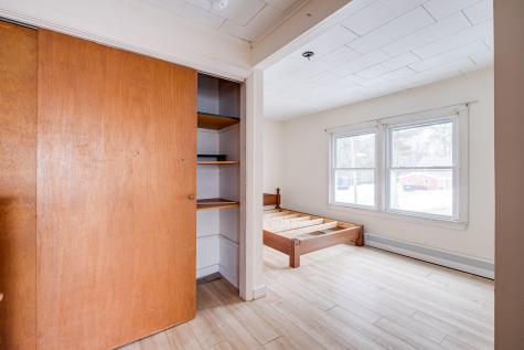 176 Pleasant Street Brunswick ME 04011