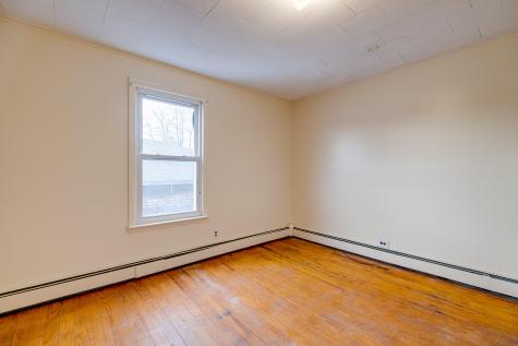 176 Pleasant Street Brunswick ME 04011