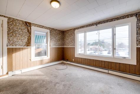 176 Pleasant Street Brunswick ME 04011