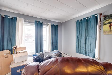 176 Pleasant Street Brunswick ME 04011
