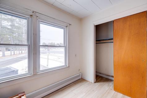 176 Pleasant Street Brunswick ME 04011