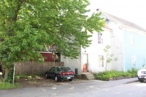 35 Pine Street Auburn ME 04210