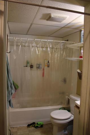 35 Pine Street Auburn ME 04210