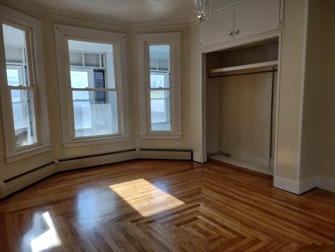 33 Washington Street Augusta ME 04330