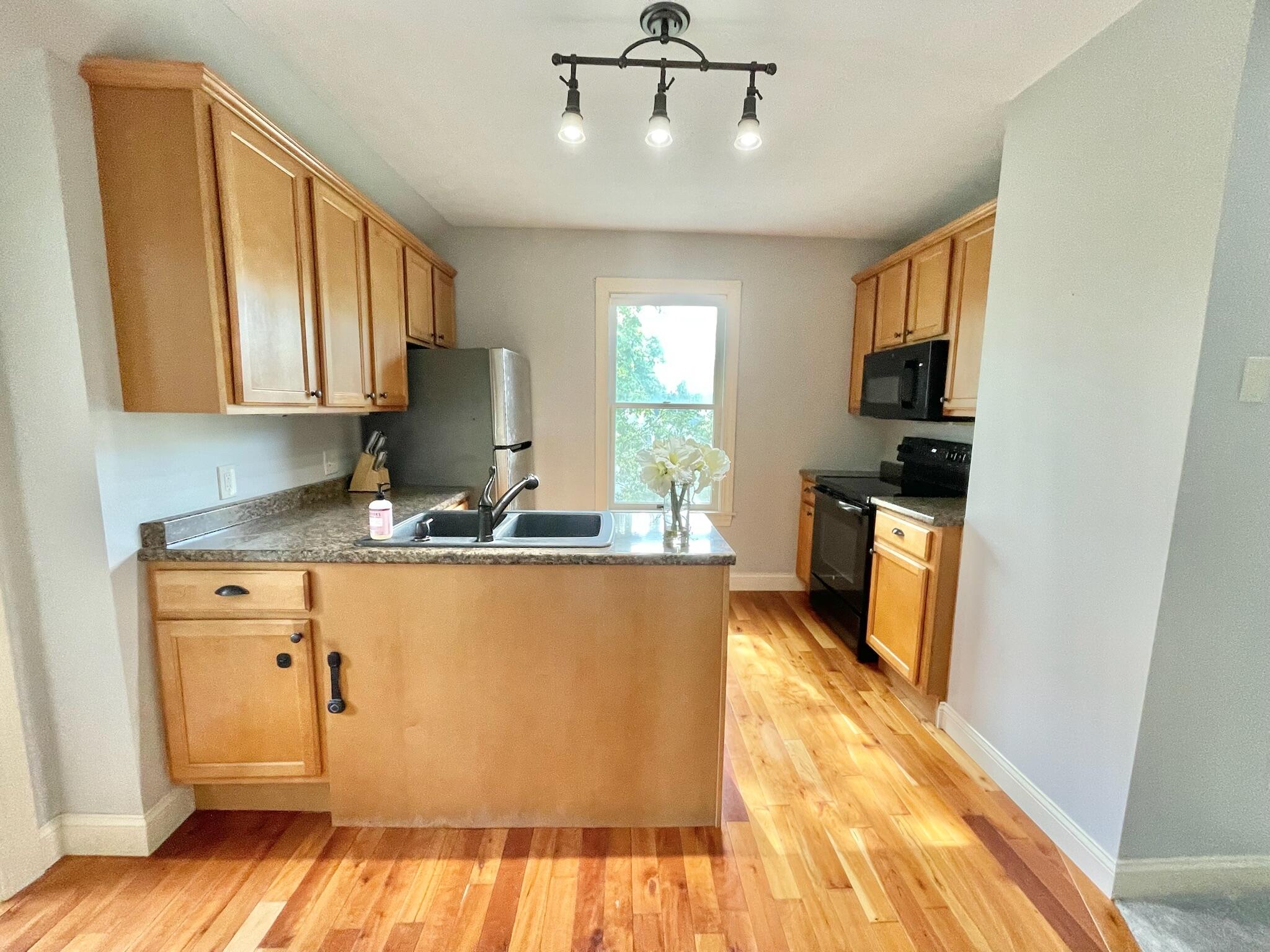 57 Hill Street Saco ME 04072