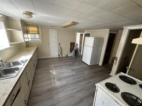 17-19 Prentiss Bangor ME 04401