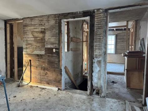 17 Kennebec Road Hampden ME 04444