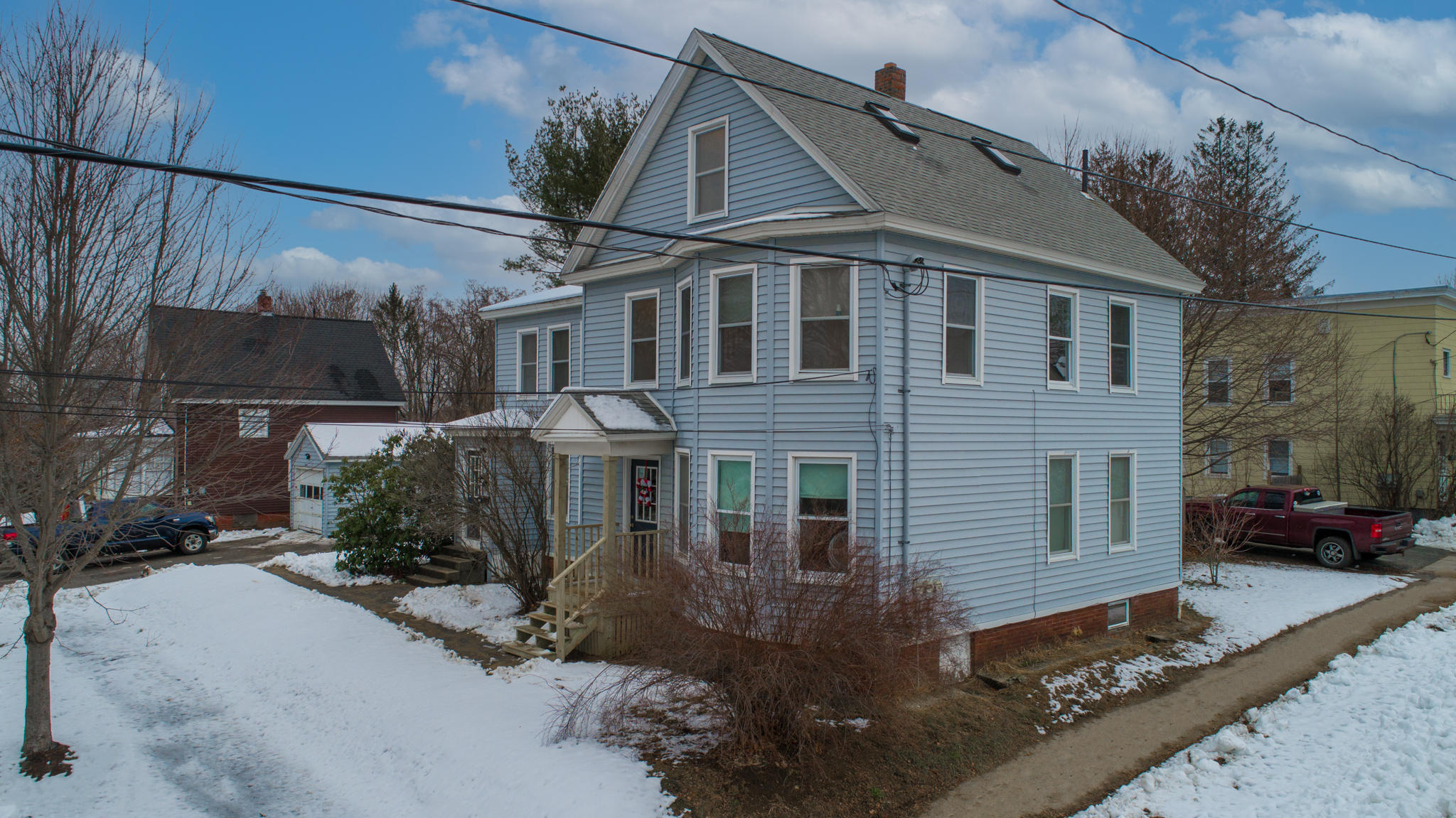 68 Gill Street Auburn ME 04210