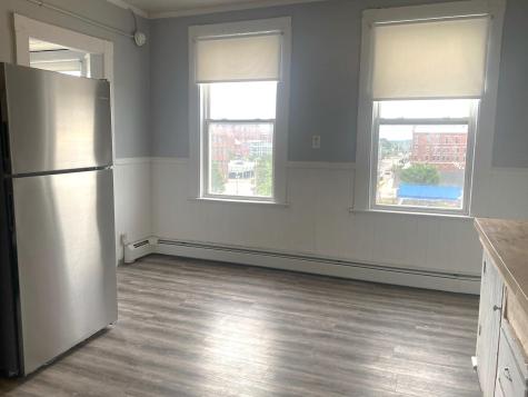 69 Lincoln Street Lewiston ME 04240