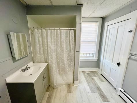 69 Lincoln Street Lewiston ME 04240