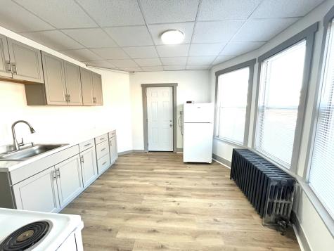 69 Lincoln Street Lewiston ME 04240