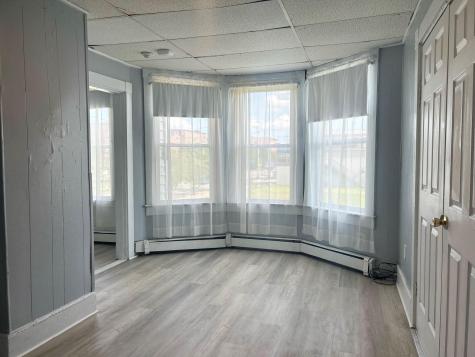 69 Lincoln Street Lewiston ME 04240