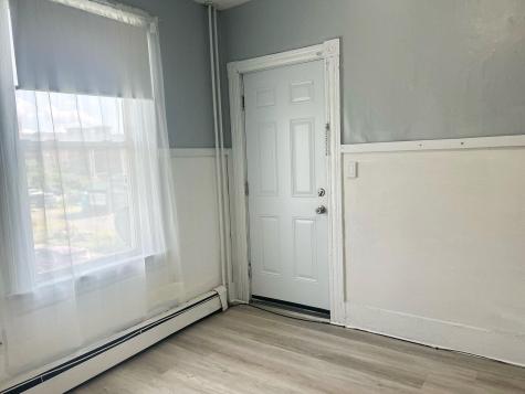 69 Lincoln Street Lewiston ME 04240