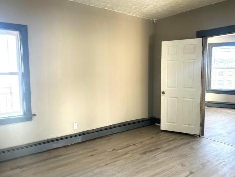 69 Lincoln Street Lewiston ME 04240