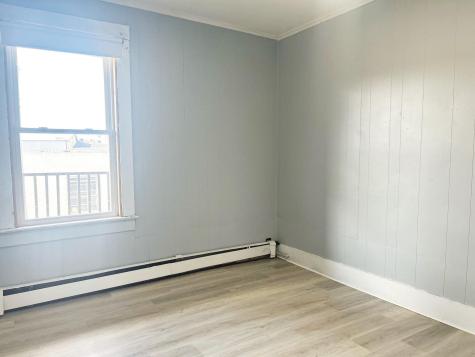 69 Lincoln Street Lewiston ME 04240